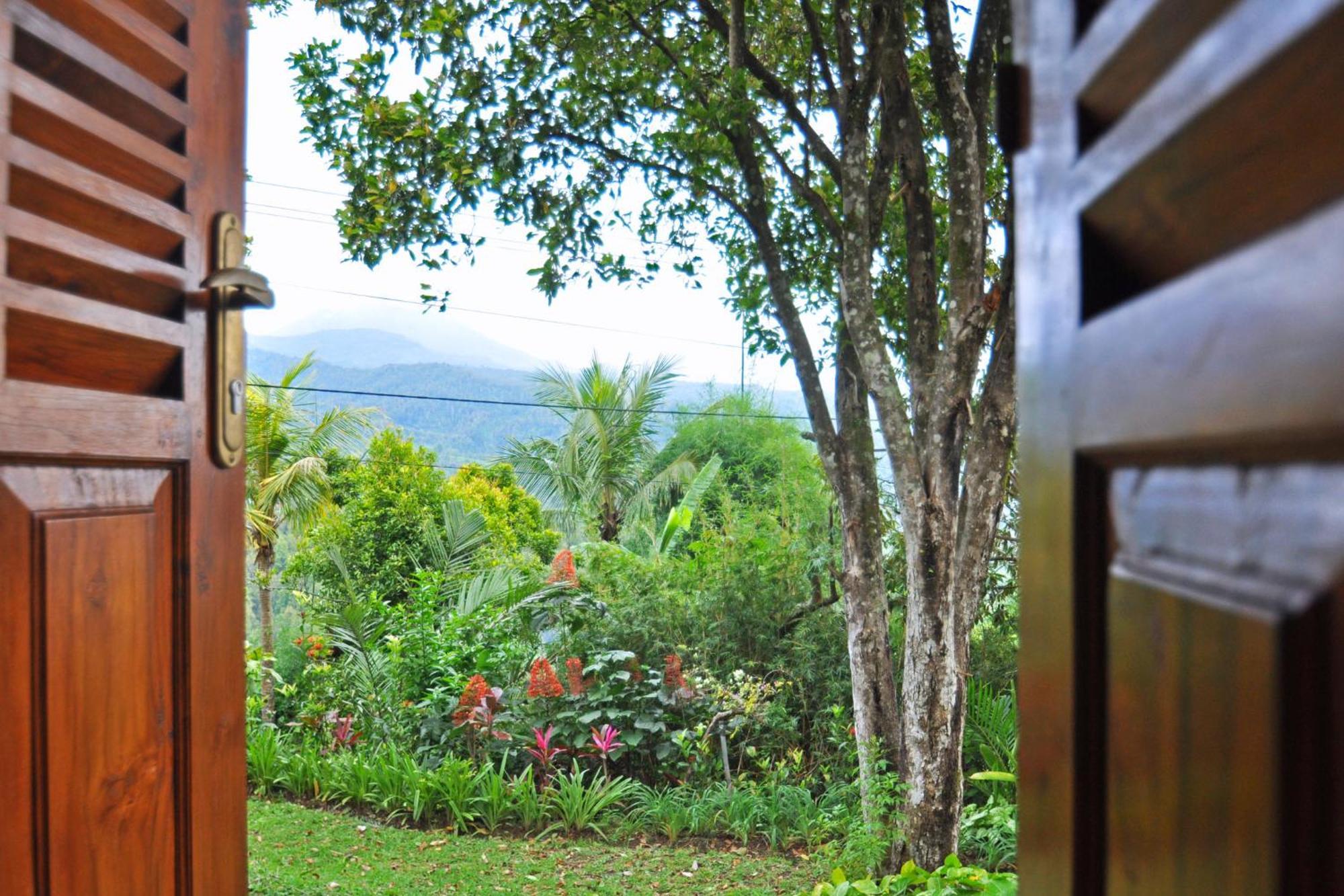 Puri Lumbung Cottages Restaurant & Spa Munduk Eksteriør billede